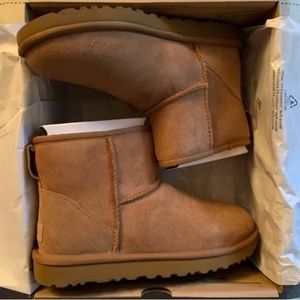 Ugg Classic Mini Chestnut Big Kids 5/Womens 7 NWB